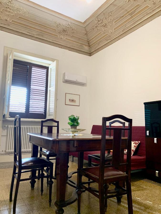 Suite Dreams Politeama Palermo Esterno foto