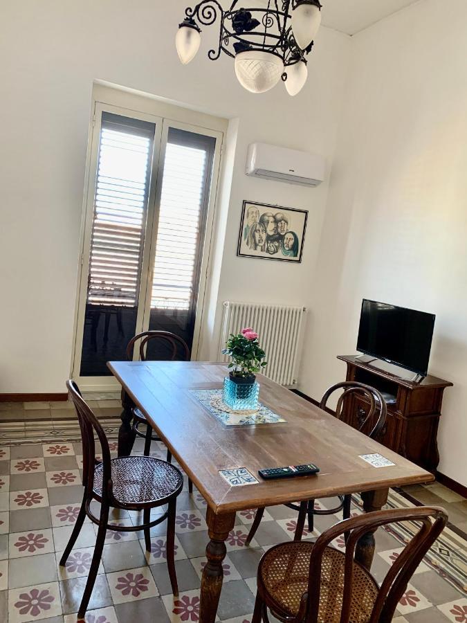 Suite Dreams Politeama Palermo Esterno foto