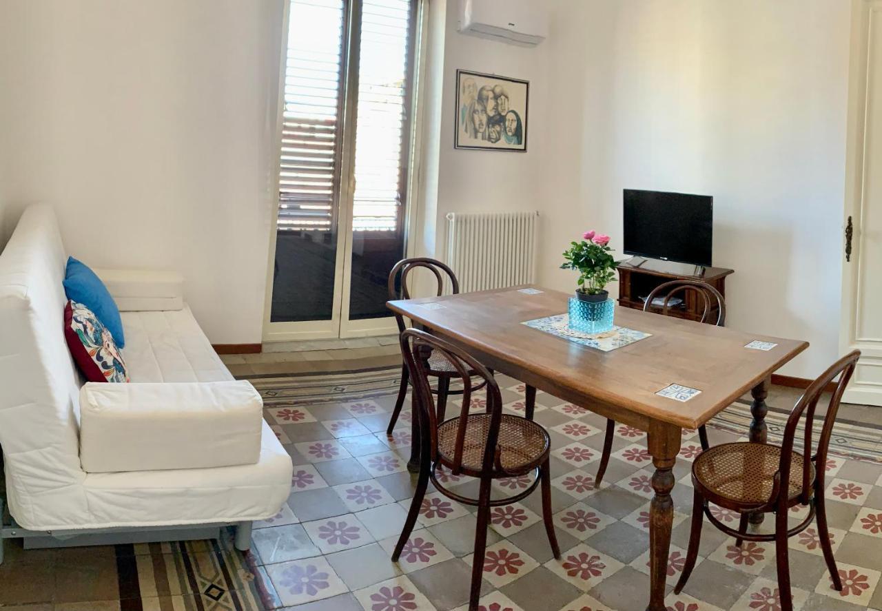 Suite Dreams Politeama Palermo Esterno foto