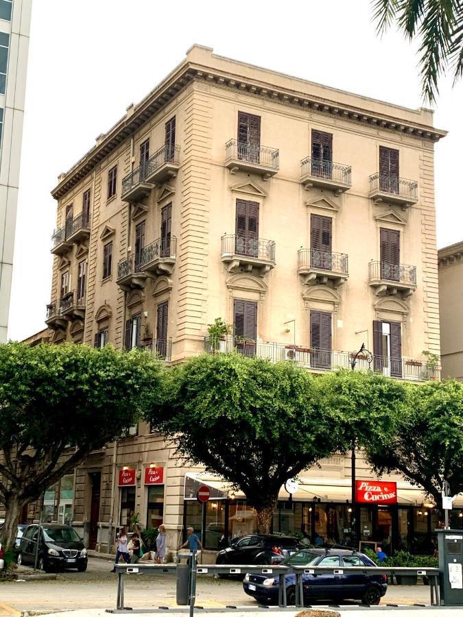 Suite Dreams Politeama Palermo Esterno foto
