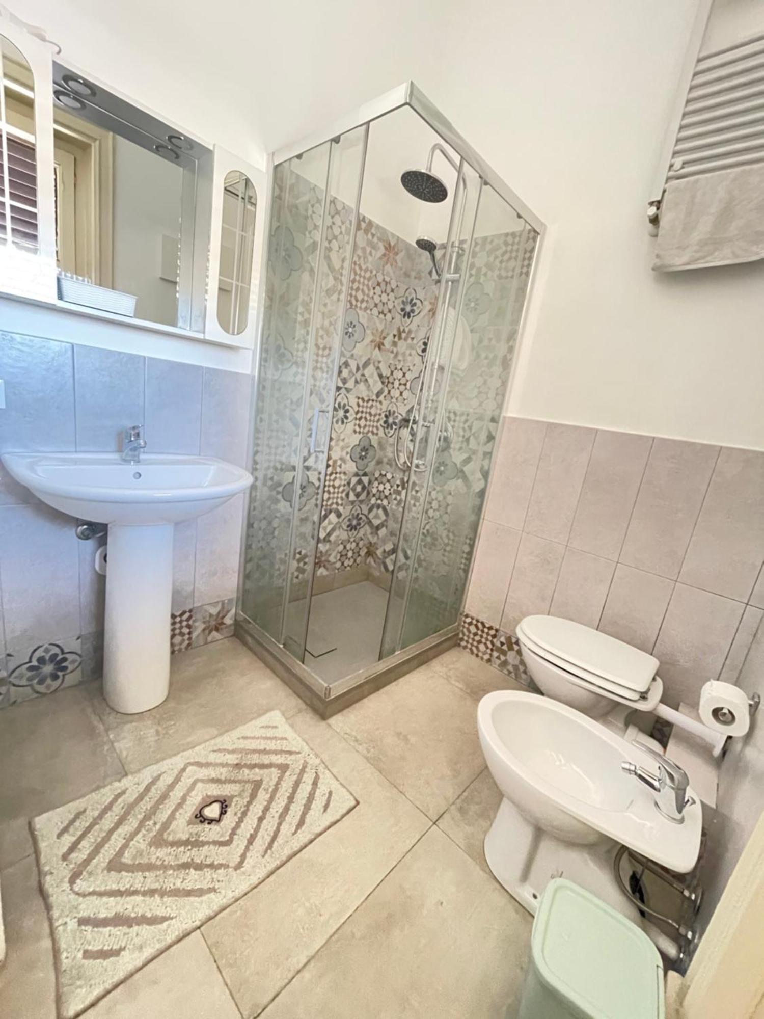 Suite Dreams Politeama Palermo Esterno foto